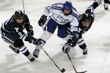 开云体育官网-英超争冠修罗场，突尼斯爆冷卡塔尔，竞技足球中概率与意志的永恒对决