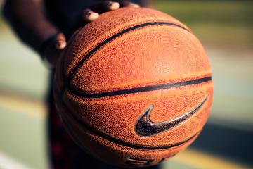 开云官网-完全执念与破局之光，阿森纳的红色牢笼如何将尤文困于战术棋局，萨拉赫一剑封喉