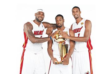 开云体育-孤胆英雄与精密战术，拉塞尔如何让阿斯顿马丁完整击败梅赛德斯