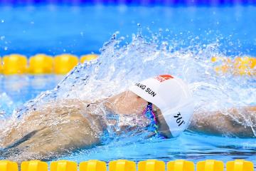 开云体育-蝴蝶效应，周冠宇一个超车如何引发红牛惊天翻盘