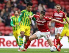 开云体育平台APP-弗赖堡捍卫主场荣誉，取得宝贵三分