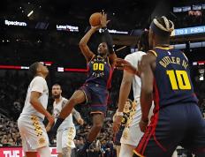 开云体育登录-勇士逆转马刺，豪取四连胜