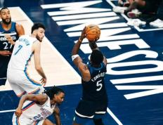 开云体育入口-魔术队力克森林狼队，富尔茨防守出色