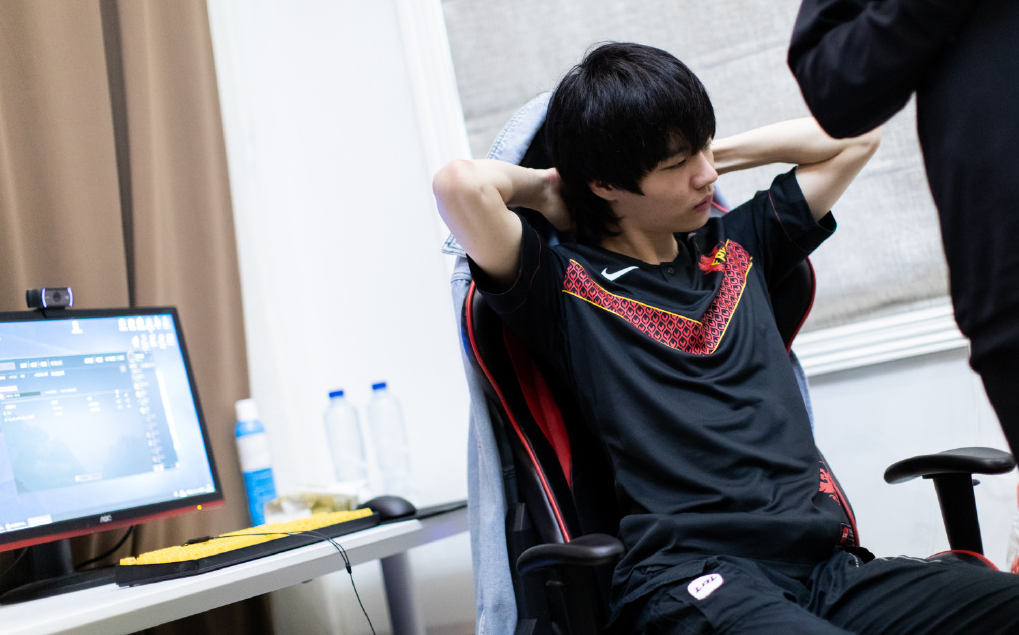 开云官网-包含C9血洗DK，JackeyLove拿下关键大龙顶尖较量成都决赛之夜，留下经典瞬间的词条