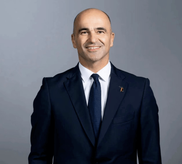 开云下载-欧洲杯球队主教练风格介绍