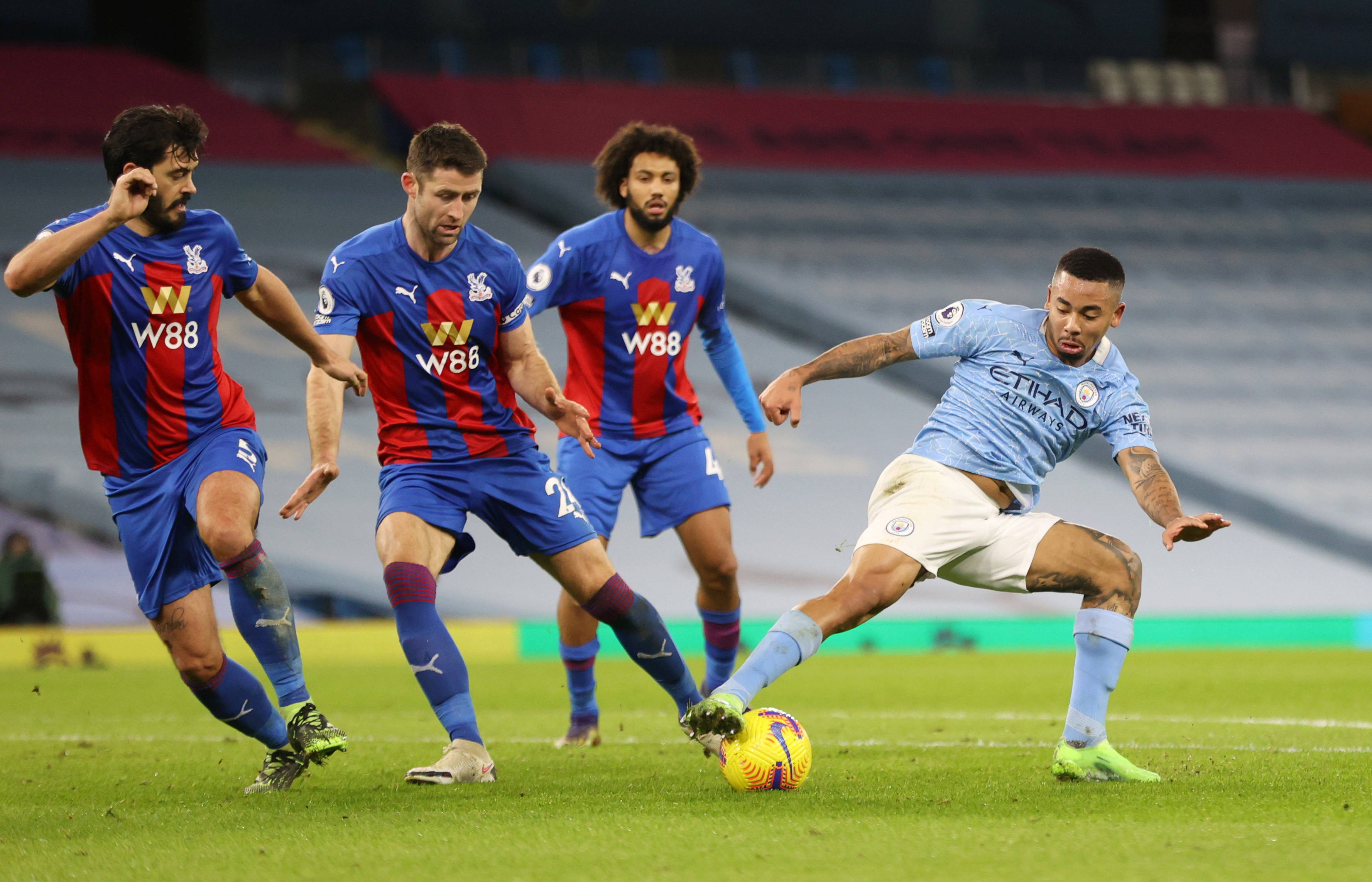 开云体育中国-水晶宫连平两轮!遗憾被对手逼平保持不败