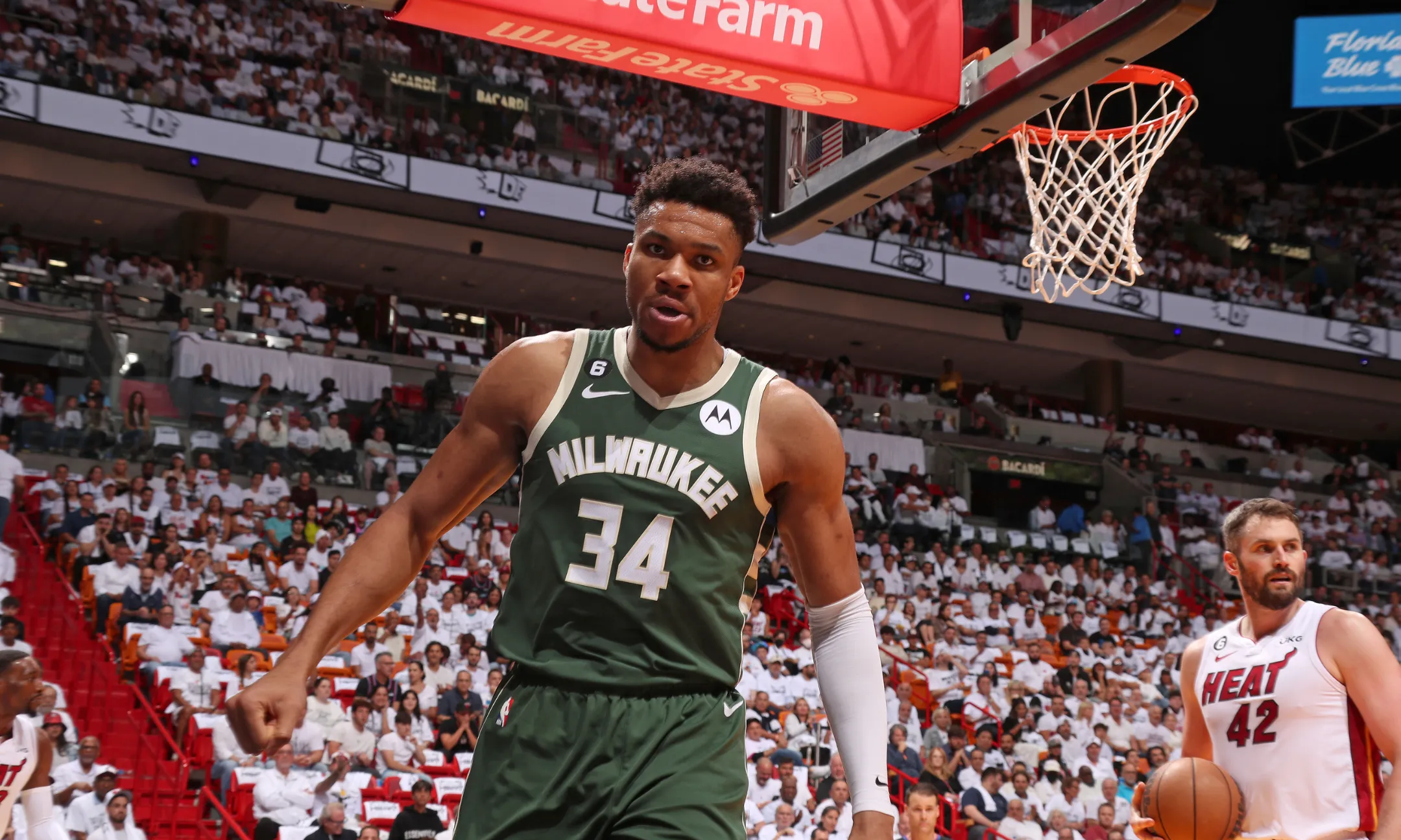 开云体育app-热火不敌雄鹿,字母哥率队取得胜利