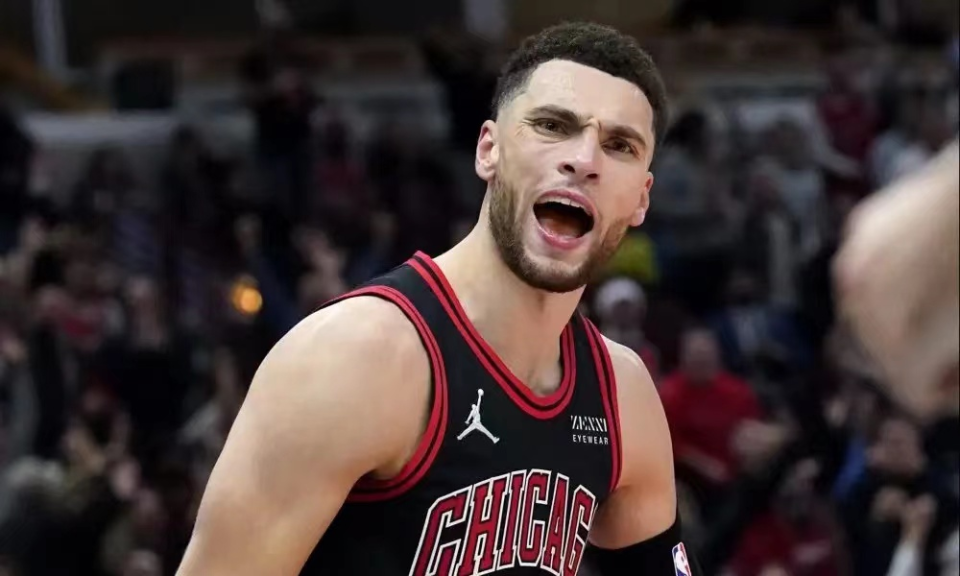 开云体育下载-公牛主场击败魔术,拉文贡献全面表现