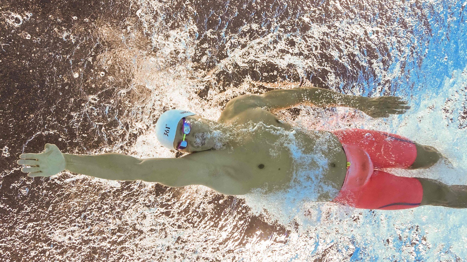 开云平台-绝境逆转，绿茵场与乒乓台共奏的逆转狂想曲